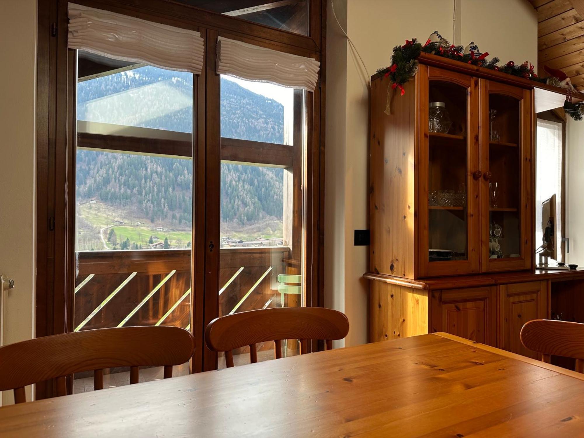 Apartament Mansarda Con Vista Giustino Zewnętrze zdjęcie